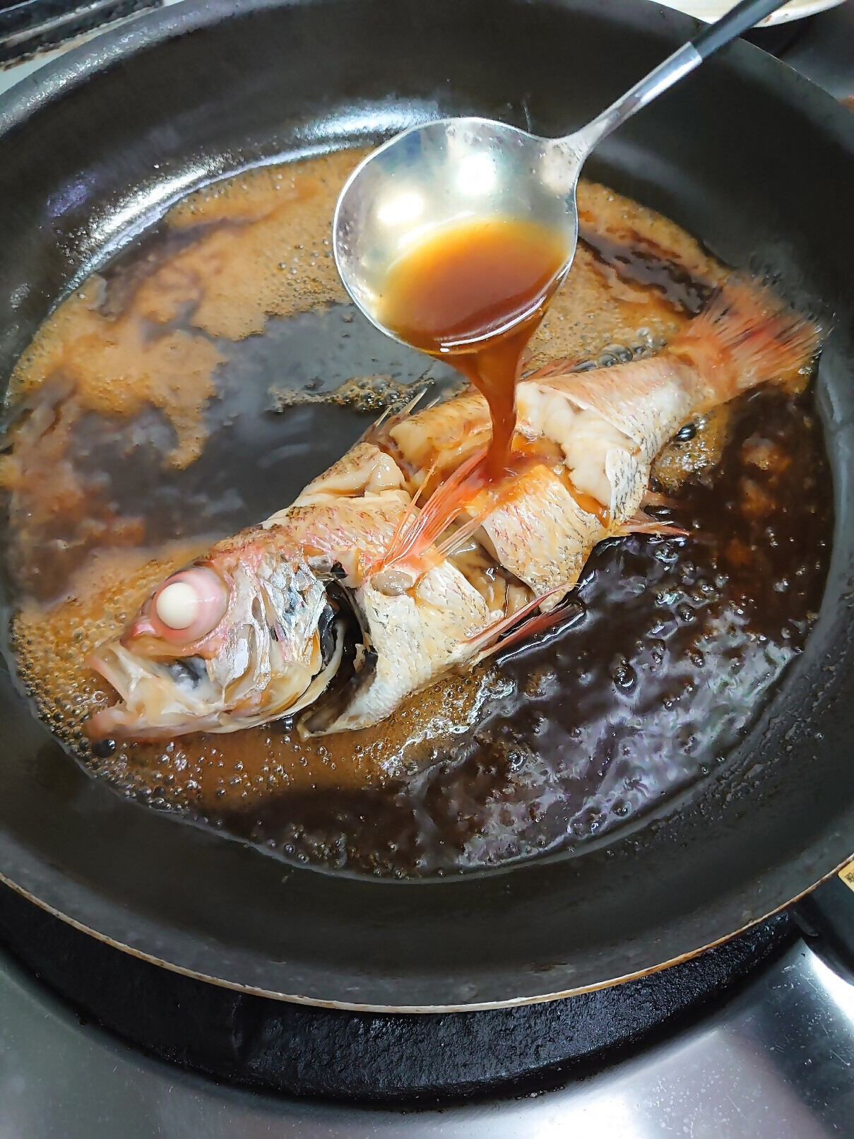 ③フライパンで煮る（続き）