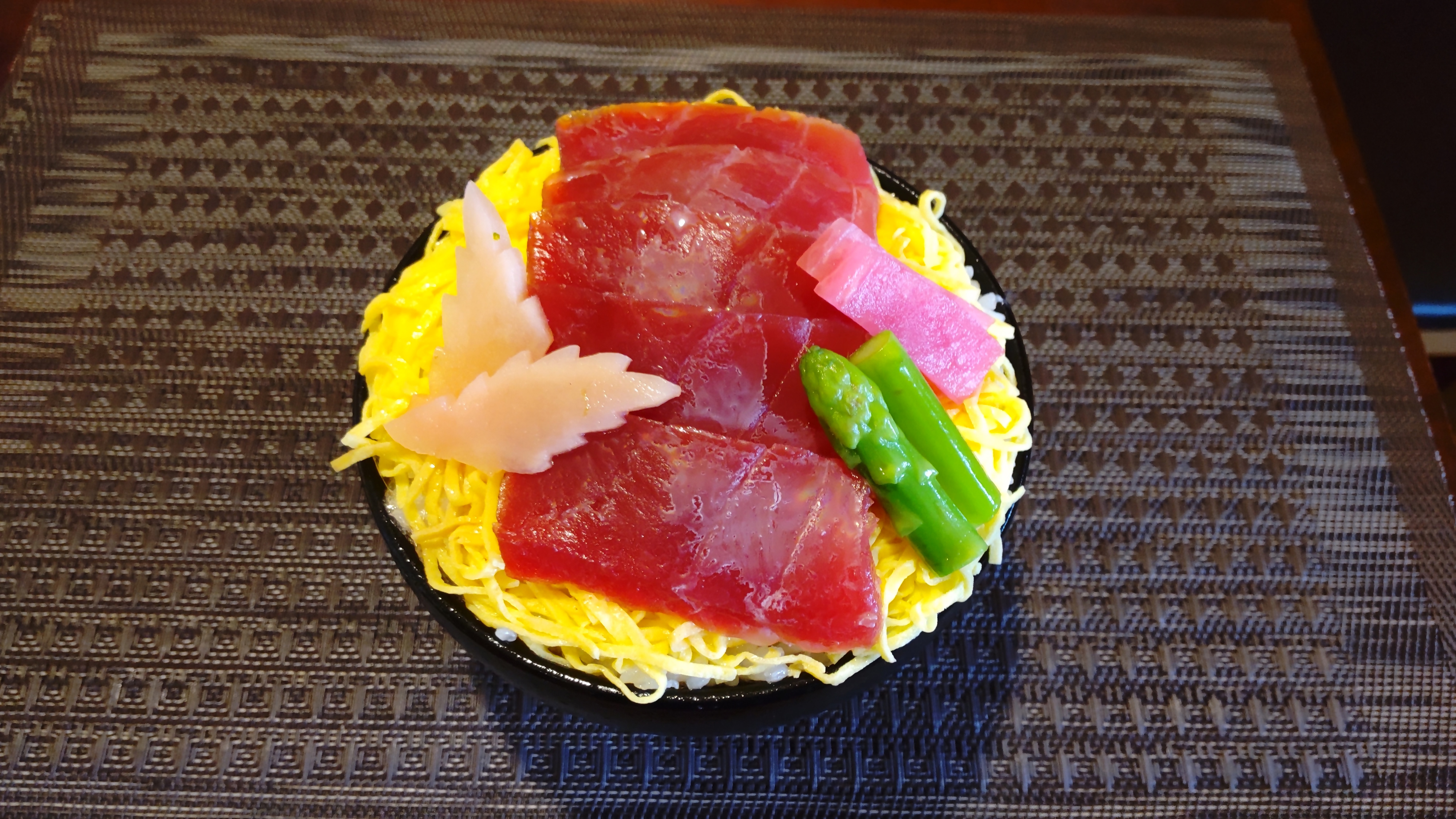 鮪錦糸丼（夏限定）