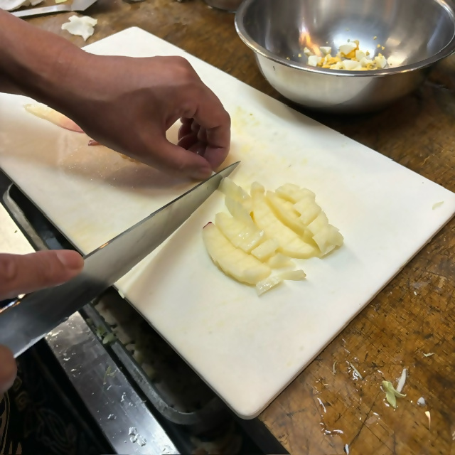 ⑥材料を切る