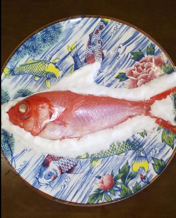 金目鯛の塩釜焼き