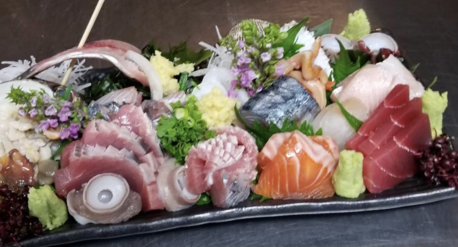 刺身盛（しずまえ鮮魚盛り合わせ）