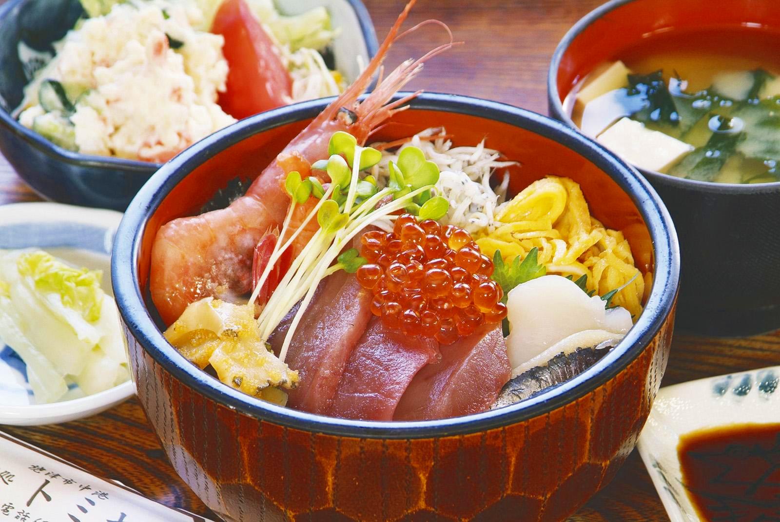 海鮮丼