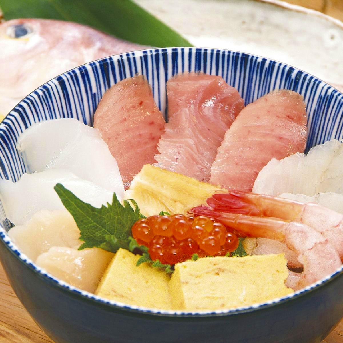 特選海鮮丼