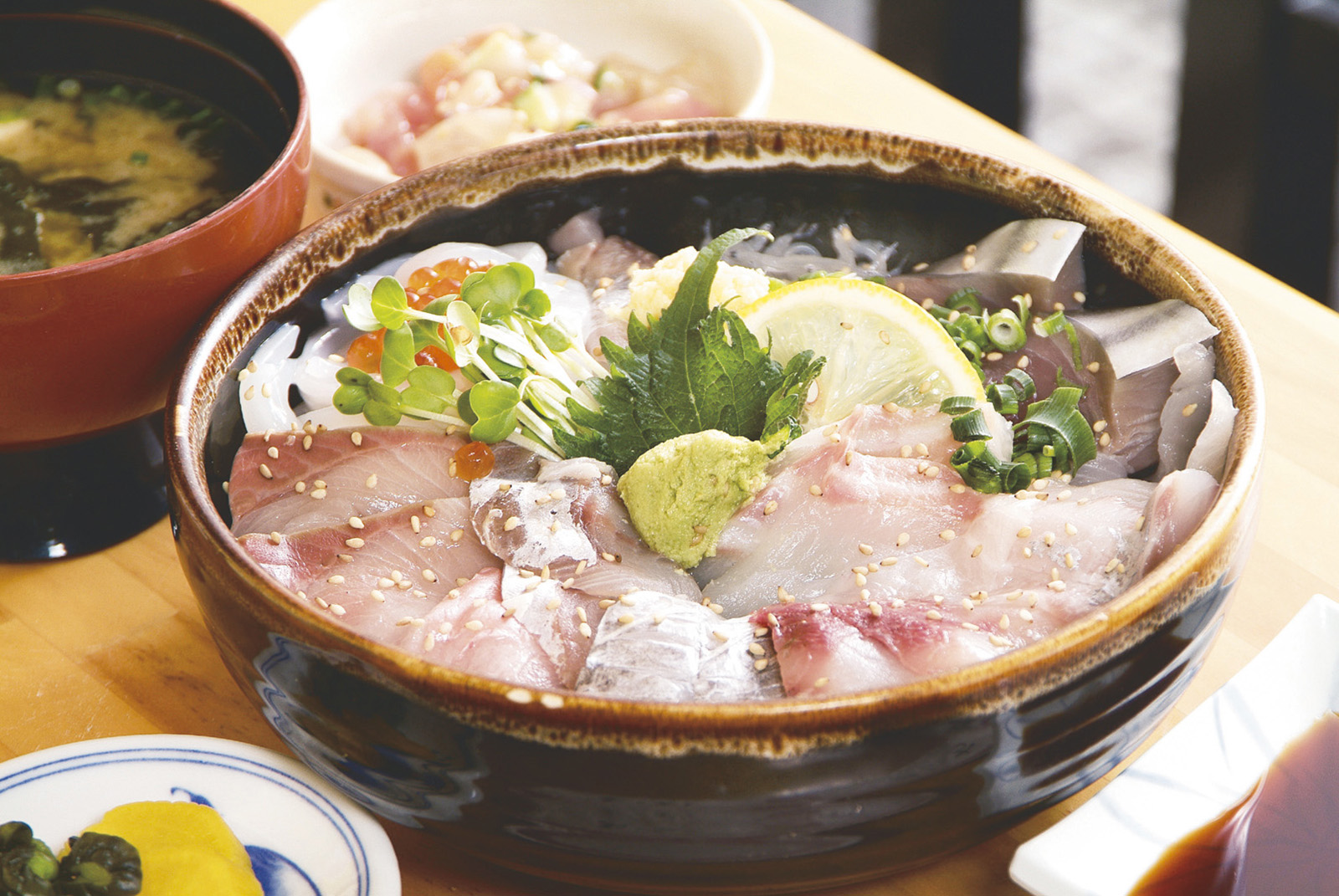 海鮮丼